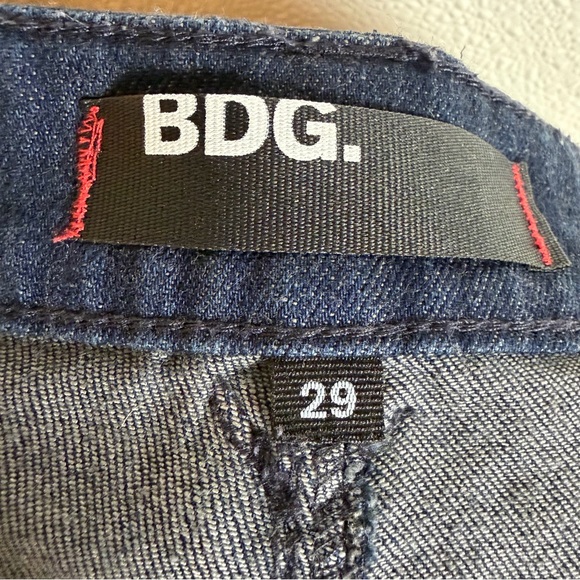 BDG Embroidered Denim Shorts Size 29 Dark Wash Boho Festival Low Rise Stretch - Picture 7 of 14